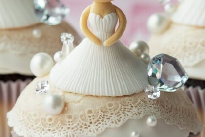 20 Bachelorette Cupcake Ideas