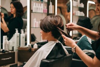 How to Choose a Haircut to Suit Your Face Shape